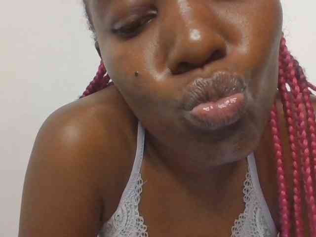 Dimplelaydy webcam