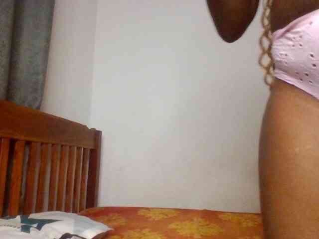 Dimplelaydy webcam