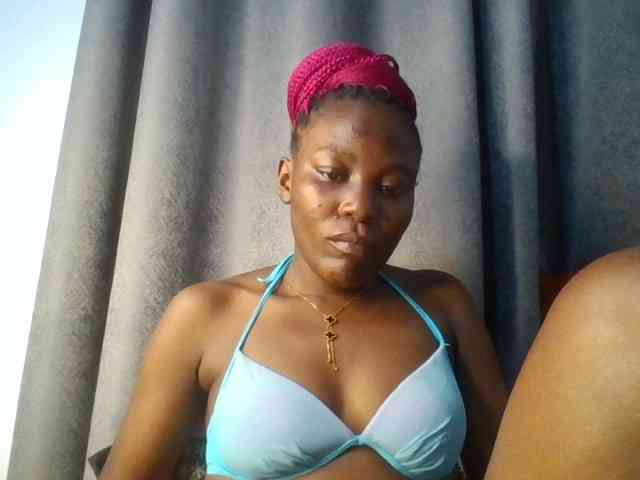 Dimplelaydy webcam