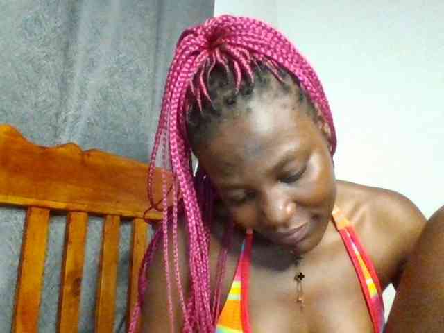Dimplelaydy webcam