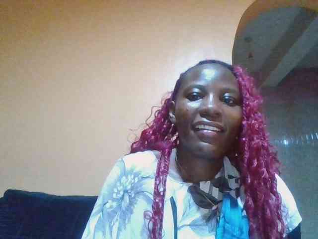 Dimplelaydy webcam