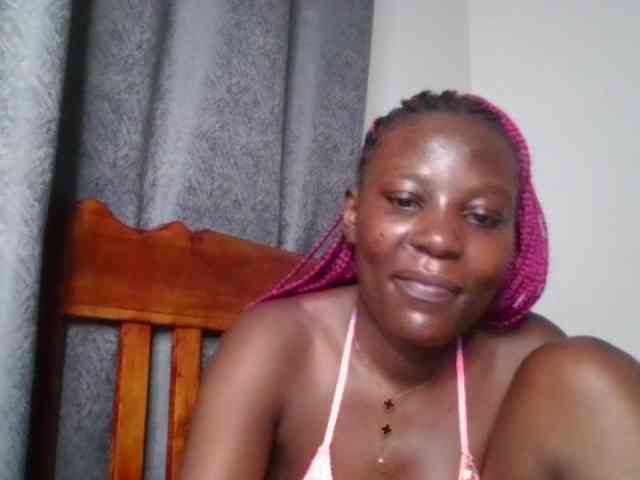 Dimplelaydy webcam