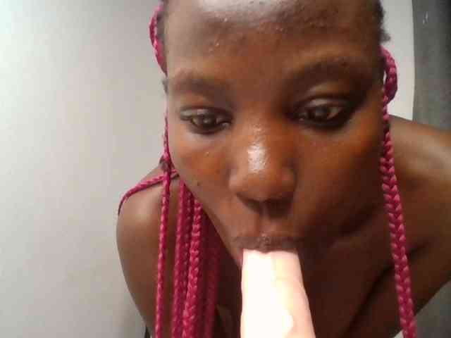 Dimplelaydy webcam