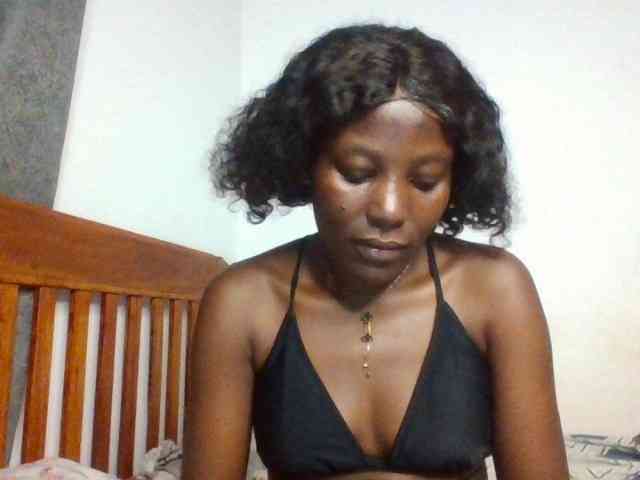 Dimplelaydy webcam
