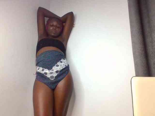 Dimplelaydy webcam