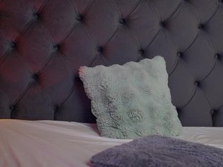 JadeYum Porn Show