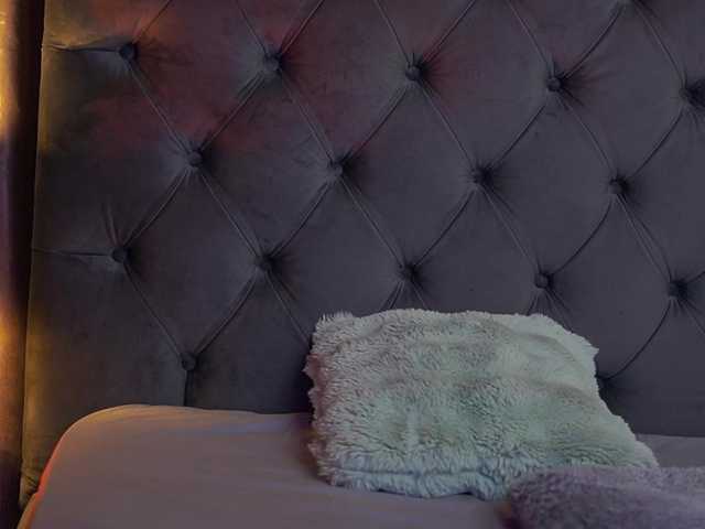 JadeYum live cam on BongaCams