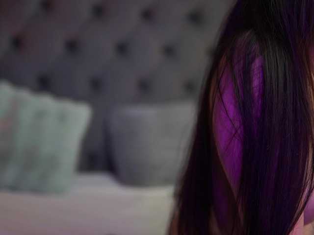 JadeYum live cam on BongaCams