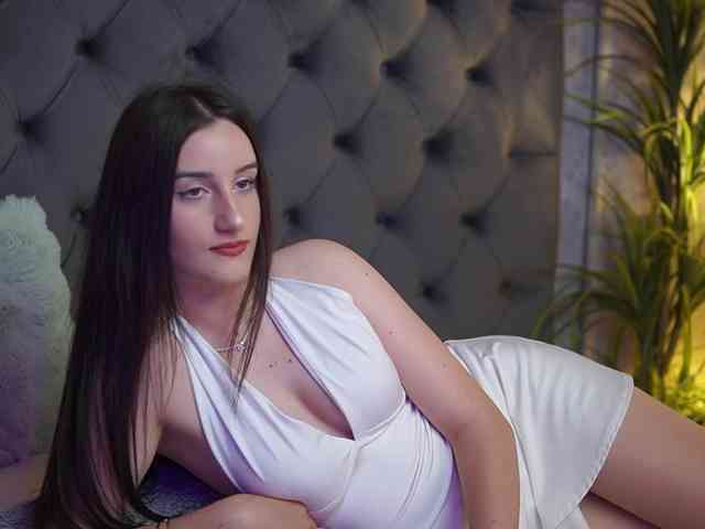 JadeYum webcam