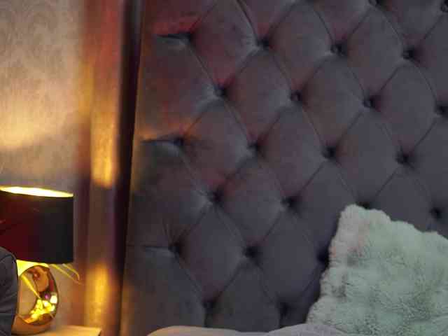 JadeYum webcam