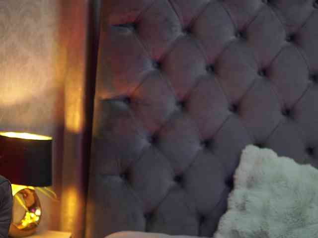 JadeYum webcam
