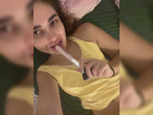 Evelinad live webcam show