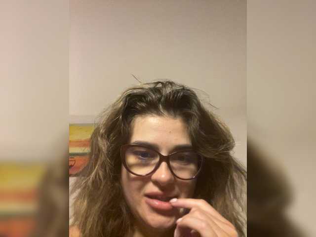 Kamelia7 live cam