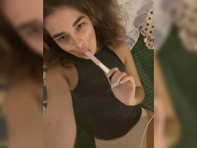 Evelinad live webcam show