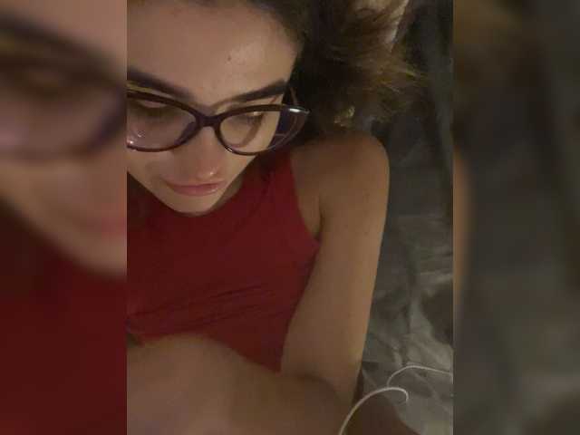 Kamelia7 live webcam show