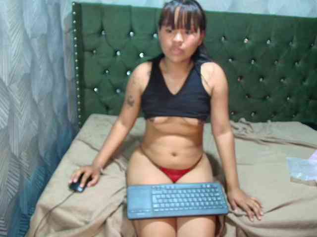 ScarletDream webcam