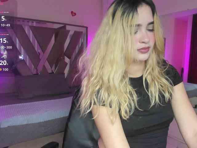 noa-cooper webcam