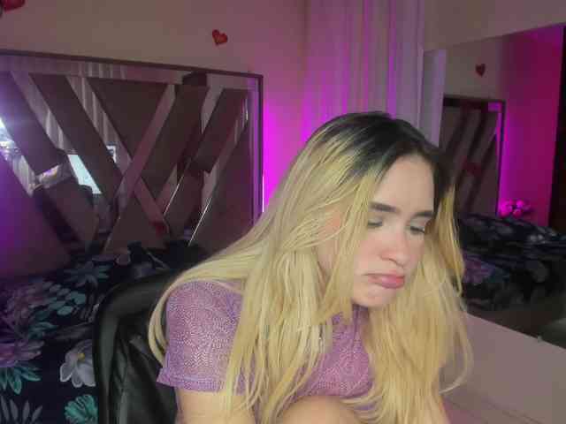 noa-cooper webcam