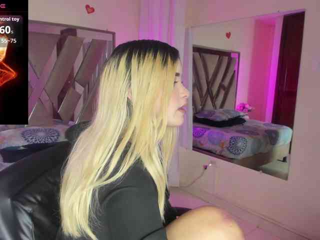 noa-cooper webcam