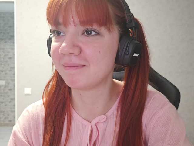 SesiliaNun live cam on BongaCams