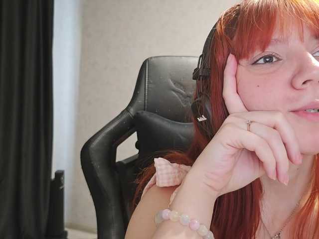 SesiliaNun live cam on BongaCams