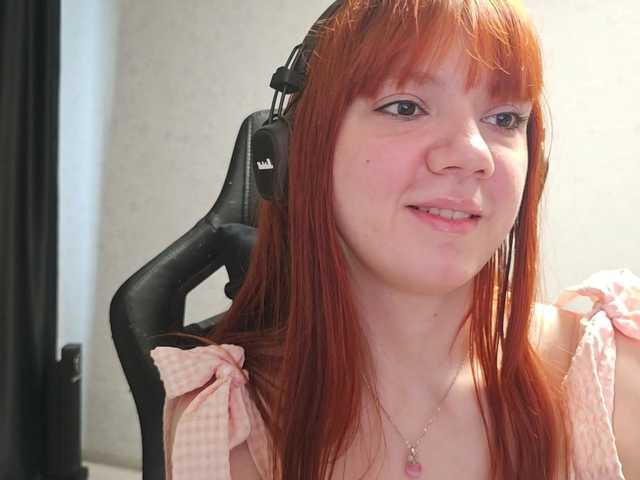 SesiliaNun live cam on BongaCams