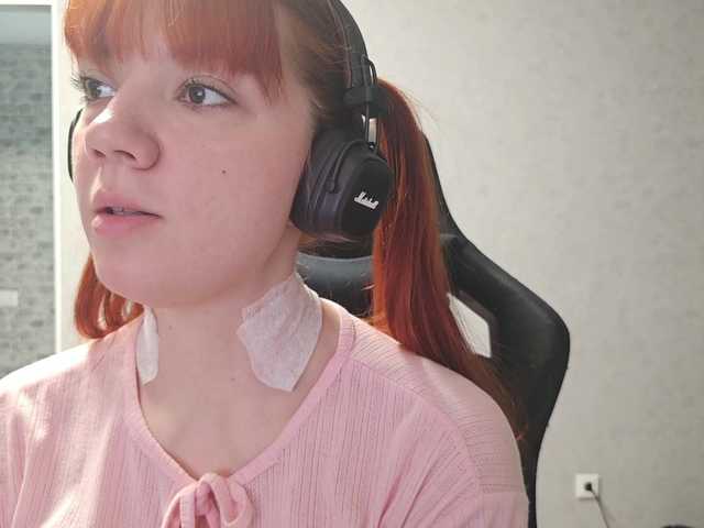 SesiliaNun live cam on BongaCams