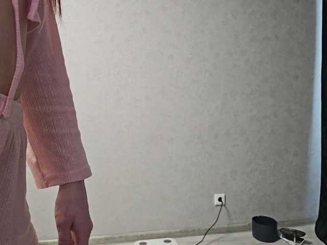 SesiliaNun live cam on BongaCams
