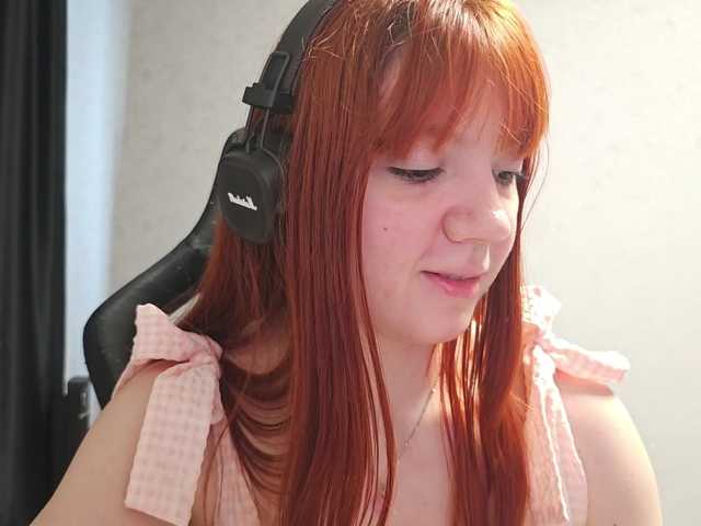 SesiliaNun live cam on BongaCams
