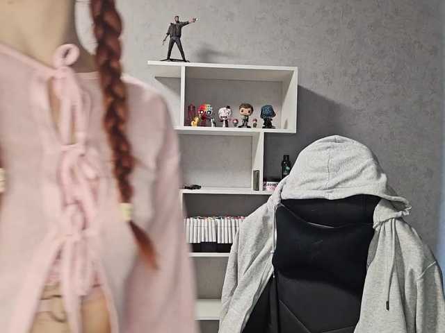 SesiliaNun live cam on BongaCams