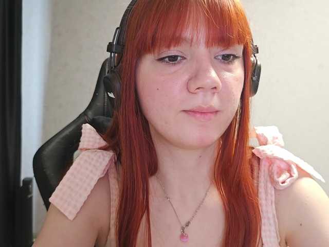 SesiliaNun live cam on BongaCams
