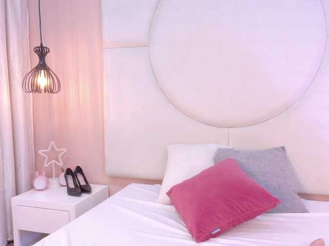 AradiaNocturne live cam on BongaCams