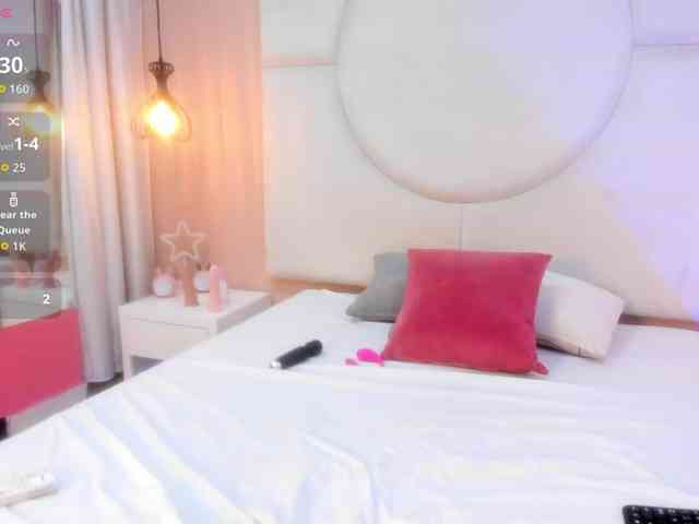 AradiaNocturne webcam