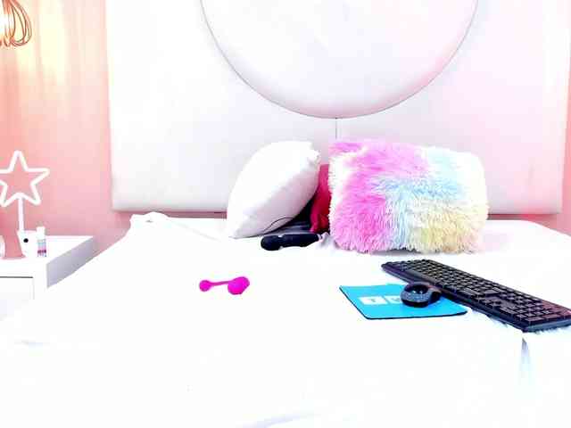 AradiaNocturne webcam
