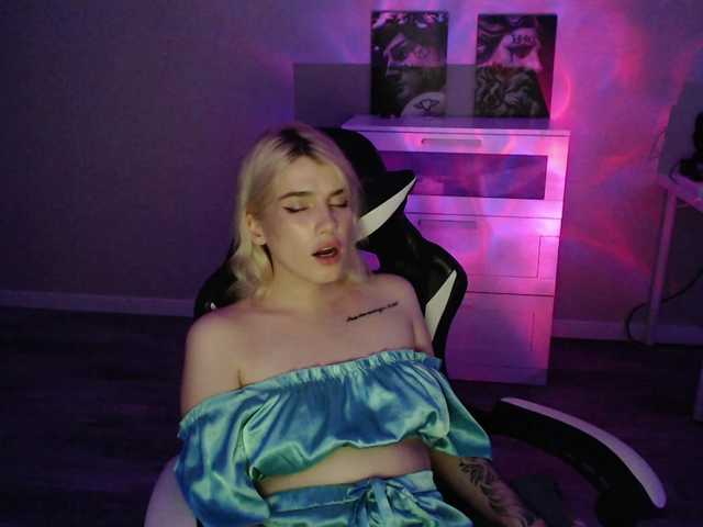 kissmeslow- live sex