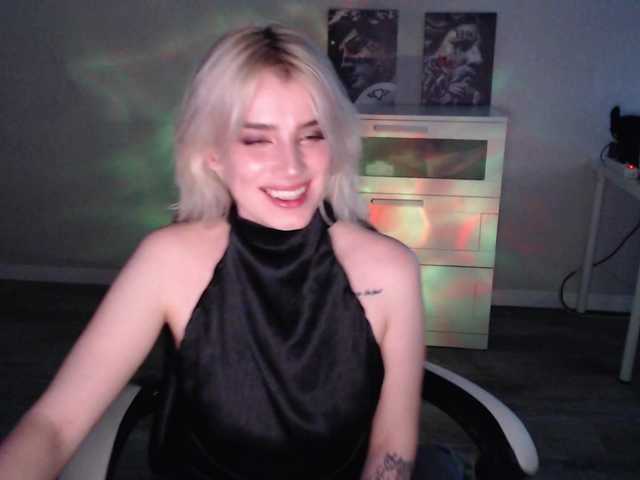 KissMeSlow- live cam on BongaCams
