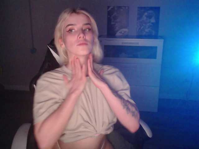 KissMeSlow- live cam on BongaCams