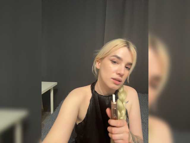 KissMeSlow- live cam on BongaCams