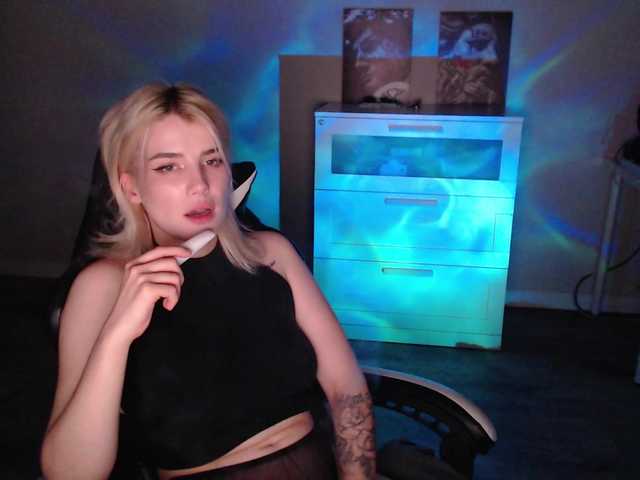 kissmeslow- cam belle