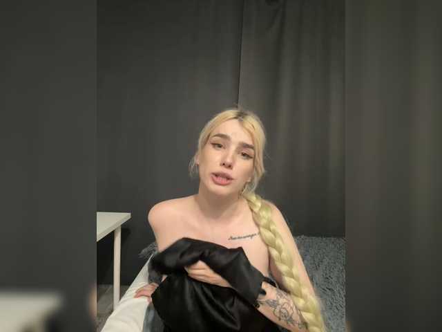 Live трансляция KissMeSlow- - Runet.cam