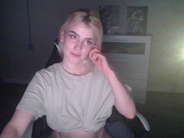 KissMeSlow- live cam on BongaCams