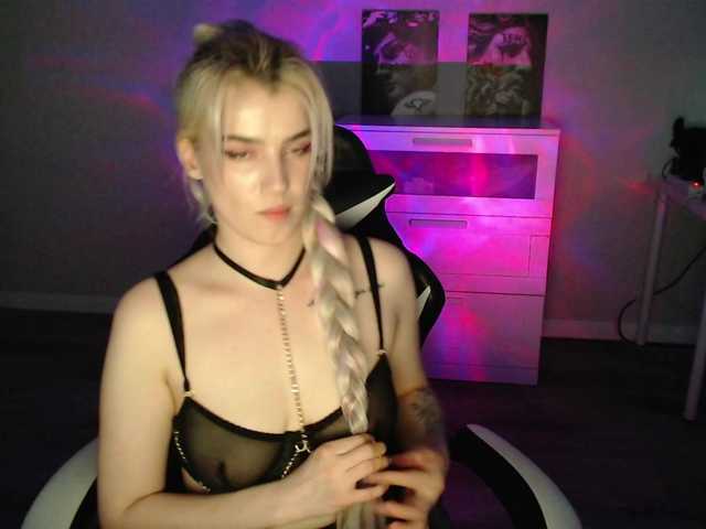 KissMeSlow- live cam on BongaCams