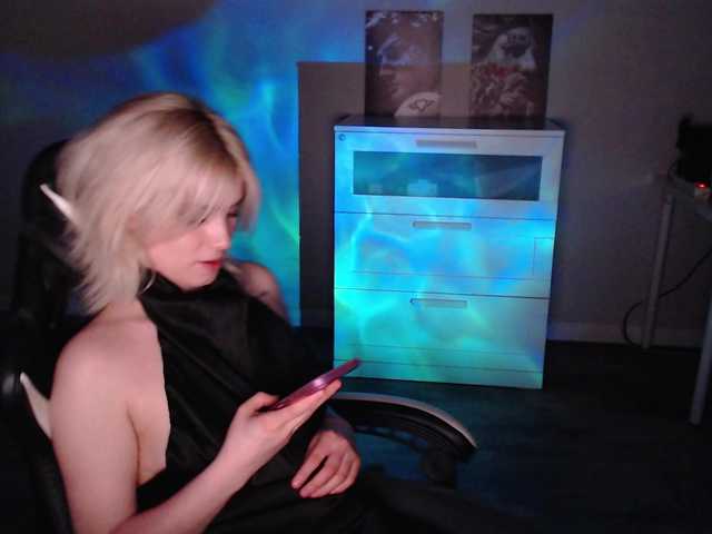 KissMeSlow- live cam on BongaCams