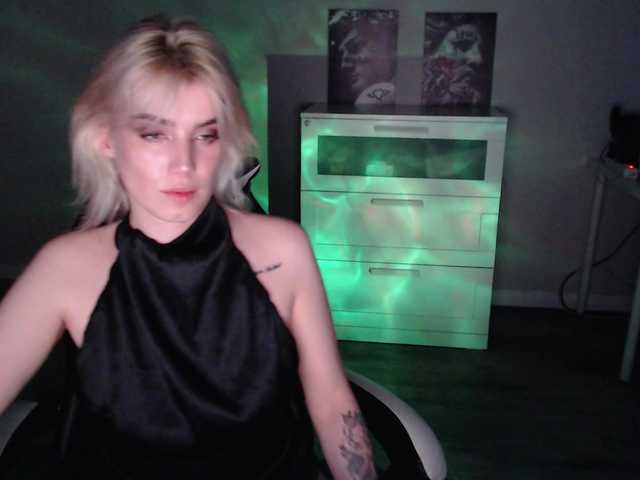 KissMeSlow- live cam on BongaCams