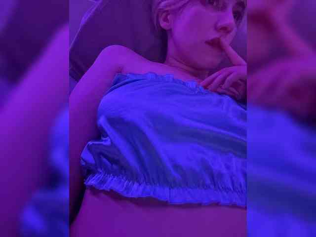 KissMeSlow- webcam