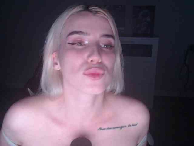 KissMeSlow- webcam