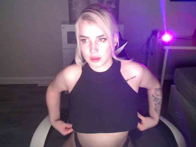 KissMeSlow- webcam
