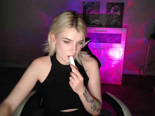 KissMeSlow- KissMeSlow-