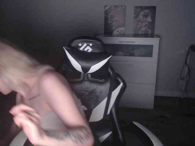 KissMeSlow- webcam