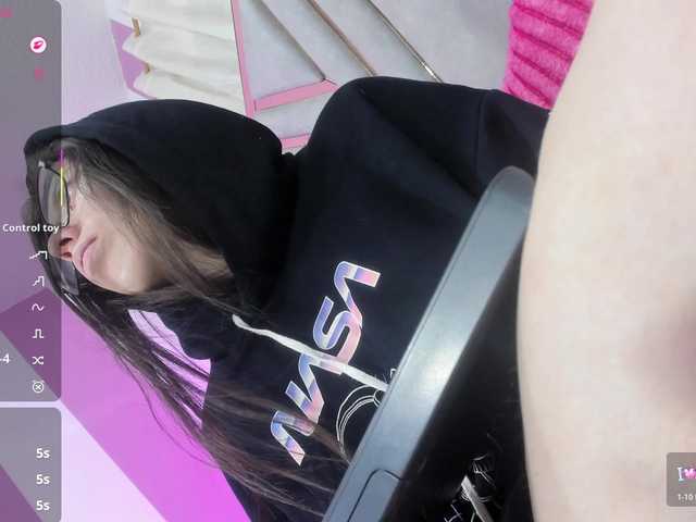barbie-devon live cam on BongaCams